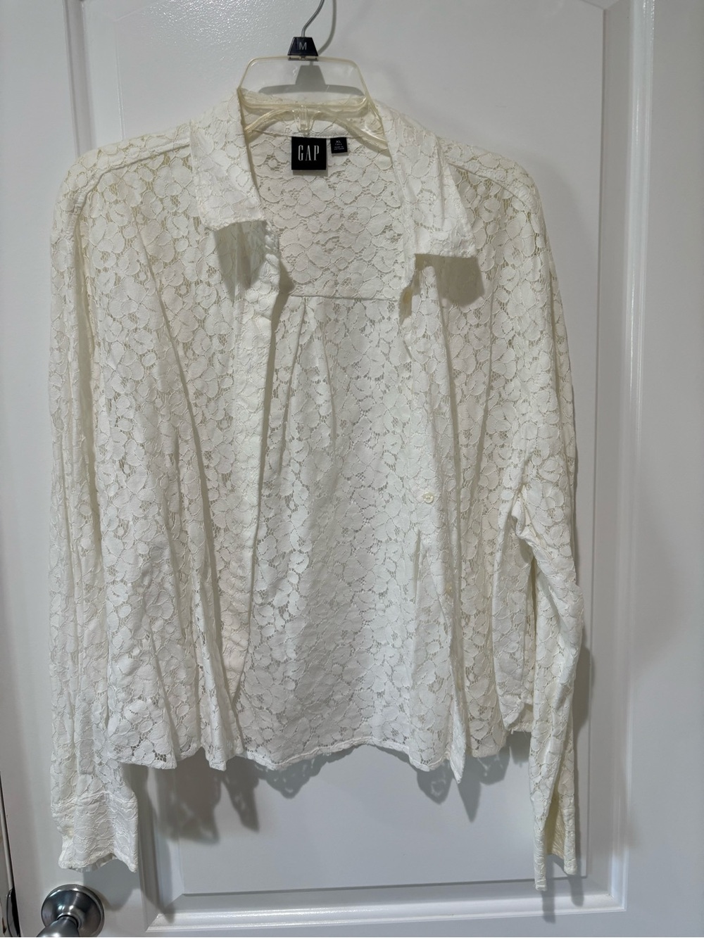 Gap Women’s lace shirt